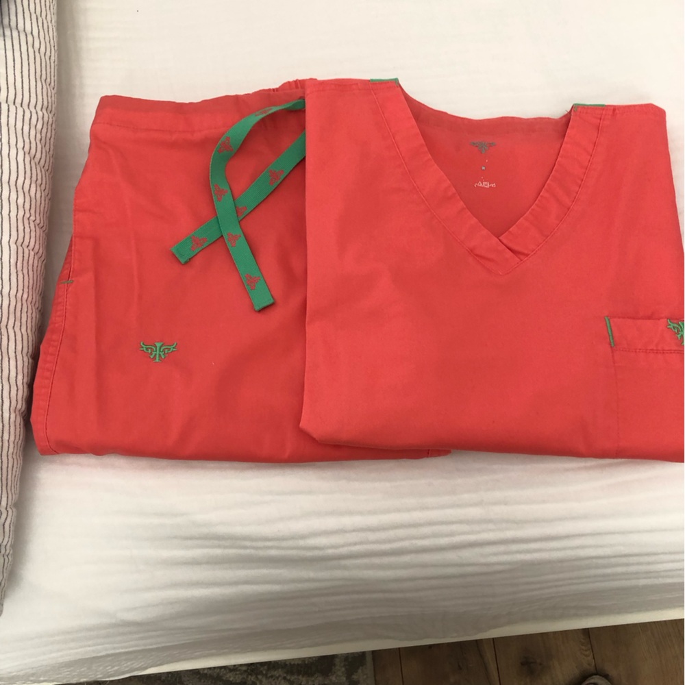 Med Couture Scrubs Medium